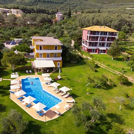 Aristidis Garden-3