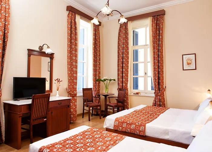 Egli Hotel Andros Town