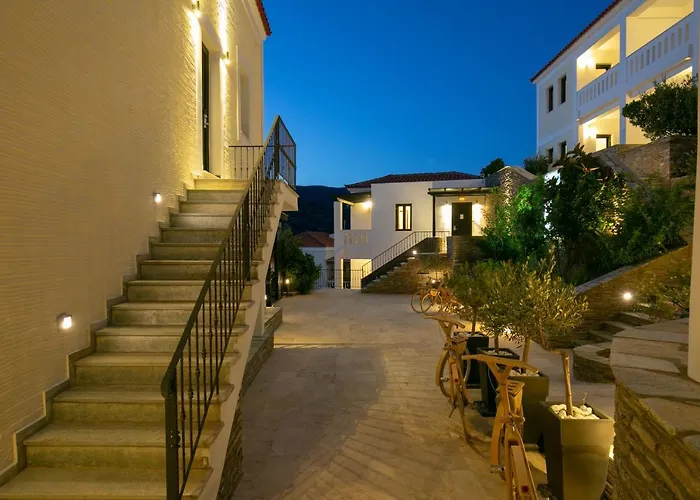 Krinos Suites Andros Batsi 