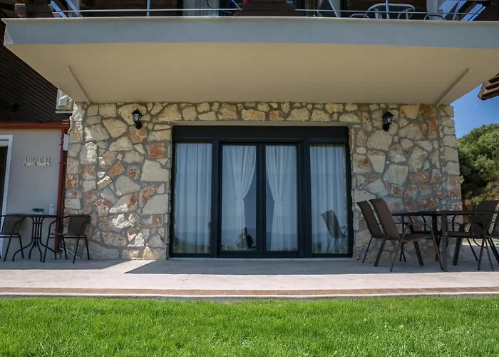 Ethereal Hilltop Suites Χανιώτη