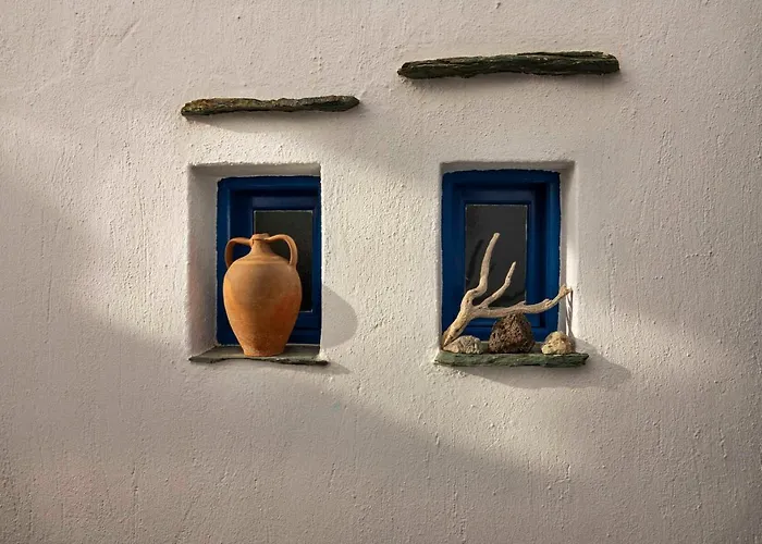 Hotels in Folégandros