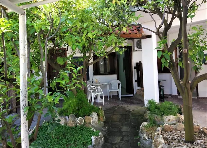 Capitan Nikos Aparthotel Γερακινή