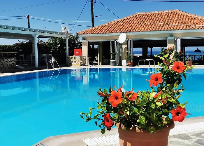Nafsika Hotel Agios Stefanos Avliotes 