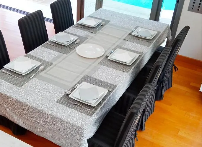 Ultra-Modern Living, Luxe 4Br With Private Outdoor Pool Vila Atenas