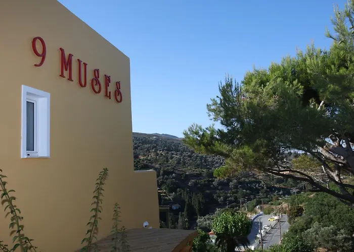 9 Muses Aparthotel Lamira