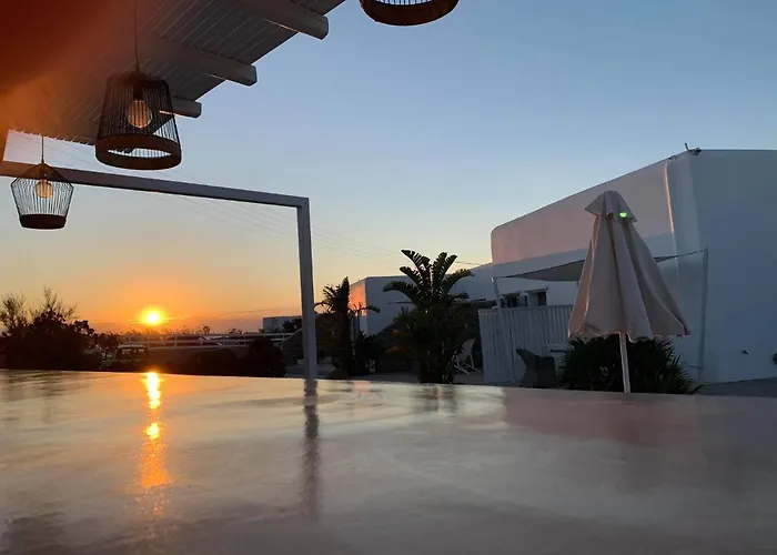 Queen Elegant Suites Mykonos Town