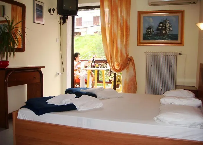 Room In Bb - Welcome To Hotel Petunia, In Neos-Marmaras Néos Marmarás