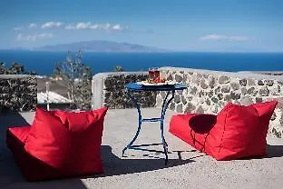 Agnadi Villa Oia 