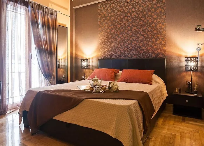 Gold And Blue Luxurious Apartment Athens