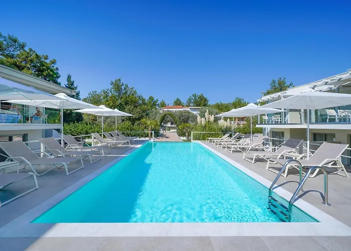 The Elegant Apartments Potos