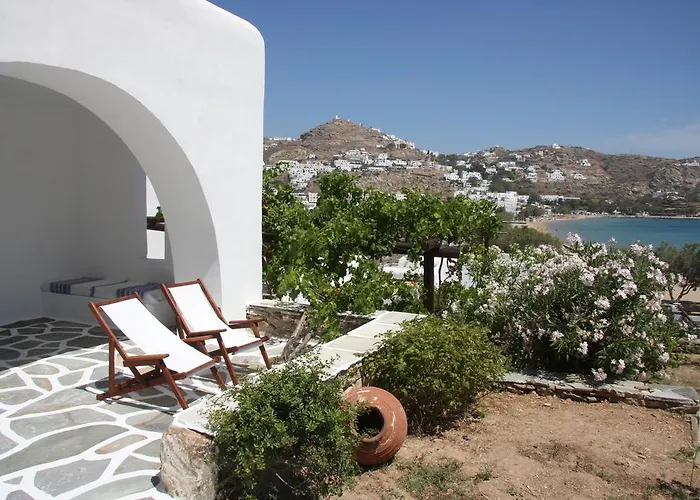 Petra Holiday Village Chora 