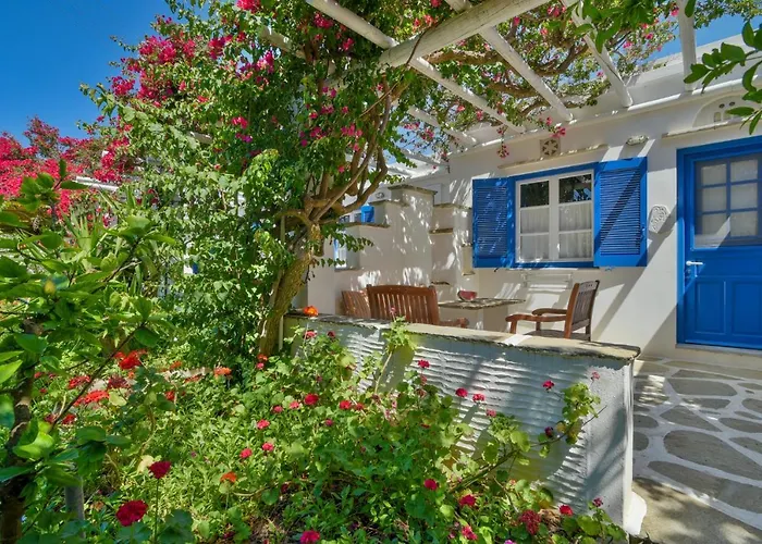 Golden Beach Studios & Suites Τήνος