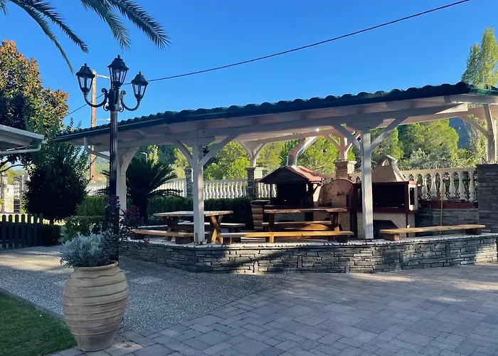 Diaporos Hotel Βουρβουρού