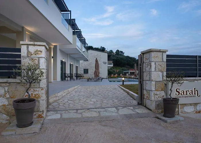 Sarah Luxury Rooms Sívota
