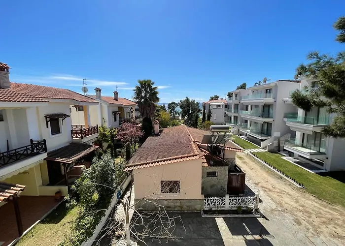 Galazia Akti Seaside Apartments Νικήτη