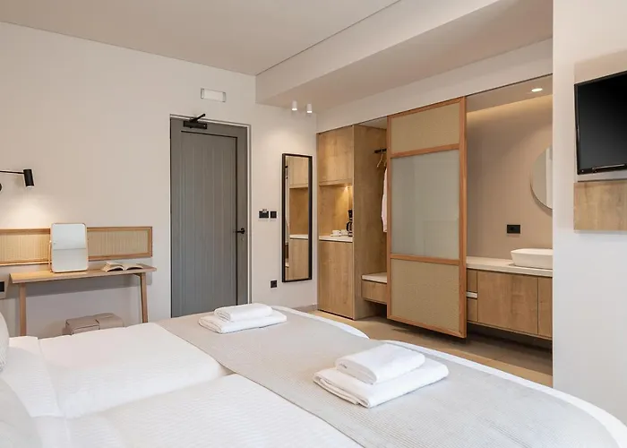 Elafonisi Hotels