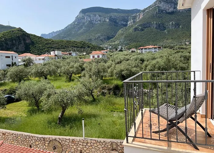 Ξενοδοχεία σε Κυπαρίσσι