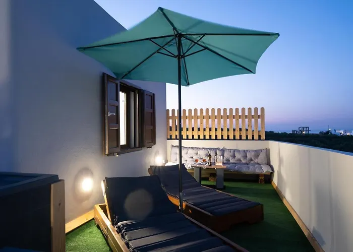 Paradise Casa Fira