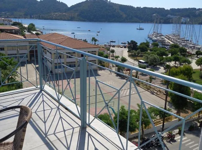 Hotel View Port Skiathos-Stadt