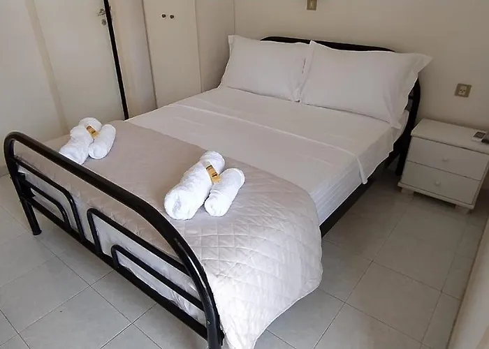 Leonidio Rocks Bed and Breakfast