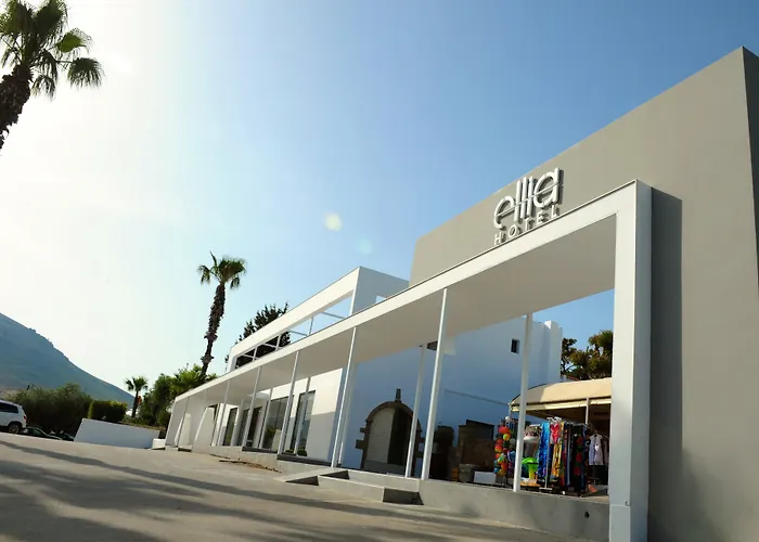 Ellia Hotel Lardos