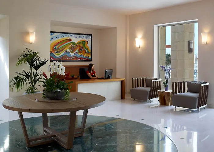 Pet friendly Elite Suites By Rhodes Bay Ixia 