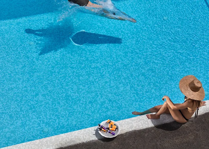 Aressana Spa Hotel & Suites - Small Luxury Hotels Of The World Fira  - un hotel a 4 stelle 