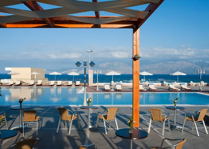 Hotels in de buurt van Voulismeni-meer