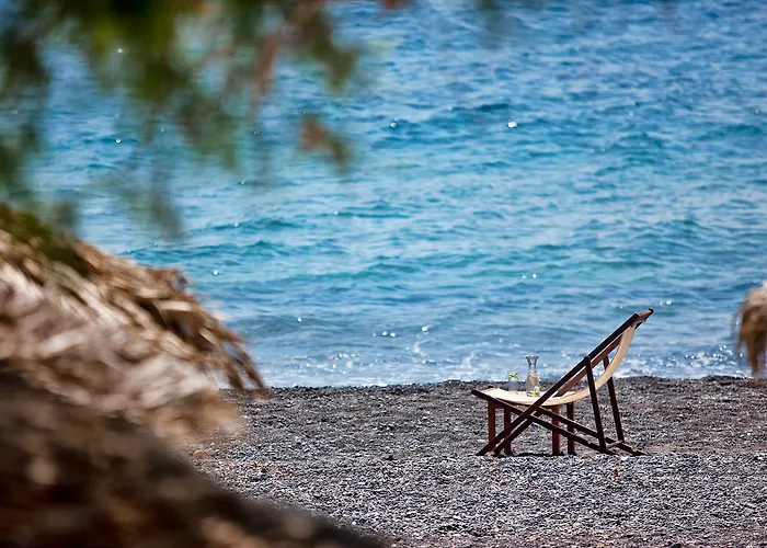 Alesahne Beach Hotel Kamari 