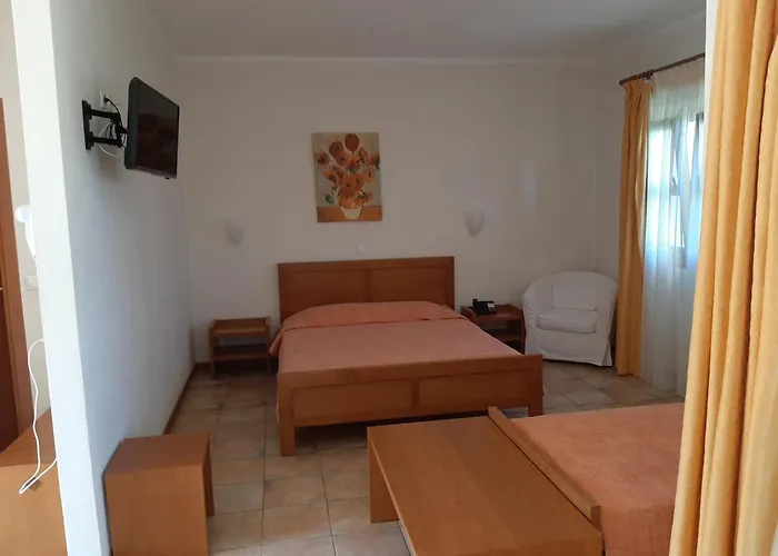 Gi Ga Mar Aparthotel Κρυοπηγή