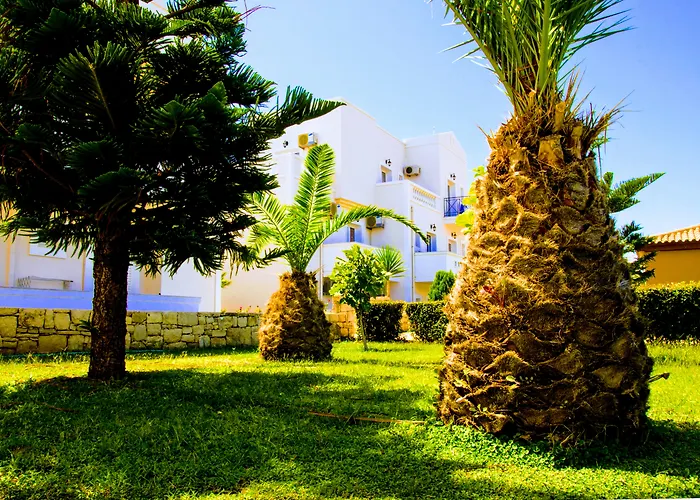 Yiannis Manos Hotel Resort Malia 