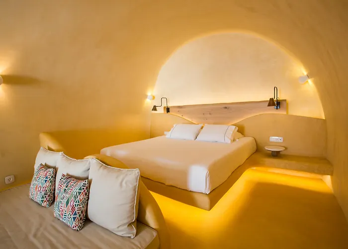 Chic Hotel Santorini Firostefani