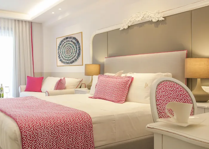 Avaton Luxury Beach Resort - Relais & Chateaux Ουρανούπολη