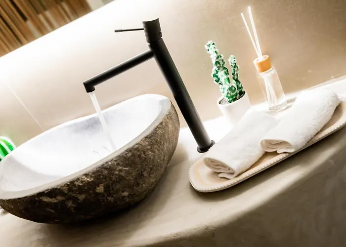 Guru accommodations Mykonos Town