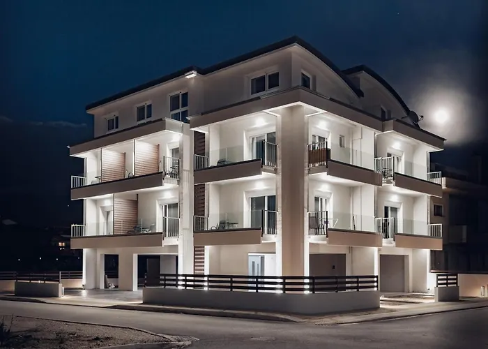 Different Apartments Ιωάννινα