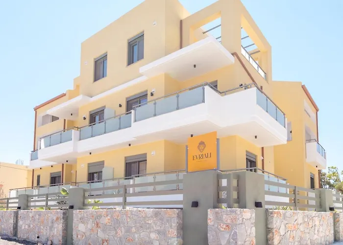 Evriali Comfort Living Palaiochora