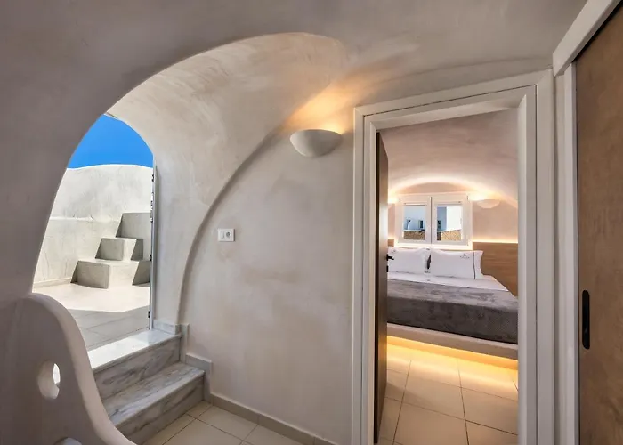 Aelia Luxury Suites Karterados 
