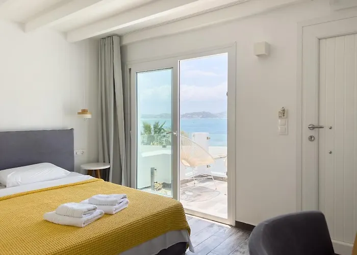 George Studios Naxos City
