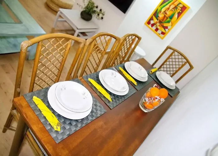 Aroura Homes Garden House 2Br 2Ba Free Parking Atenas
