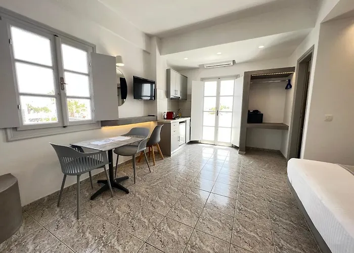 White Lily Suites & Lofts - Adults Only 16 Plus Περίβολος