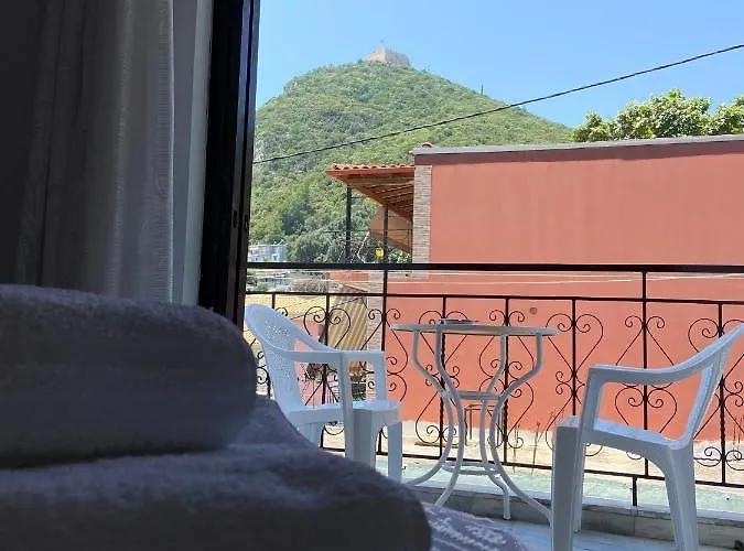 Studios Ioannou Parga