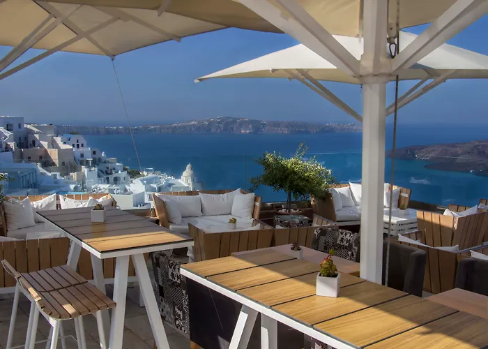 Fira (Santorini) Otelleri