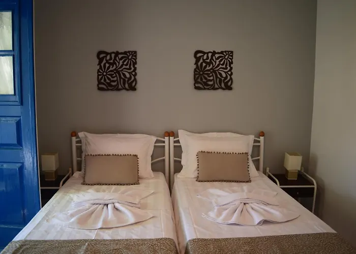 Embati Folegandros Rooms