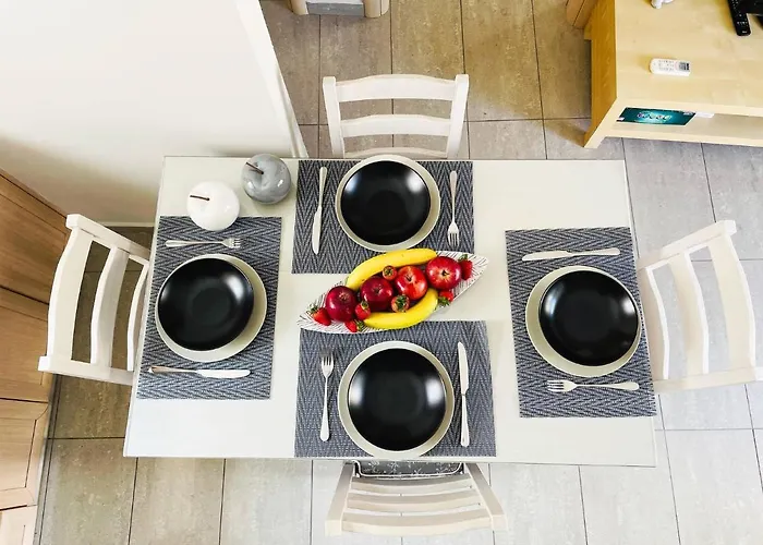 Cozy Nest - 2Min To Beach, 6Min Walk To Old Town Chania 