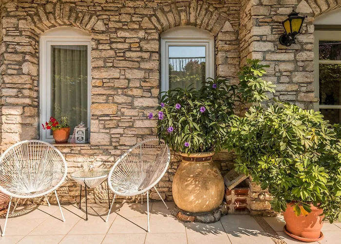 Virginia Hotel Samos Town