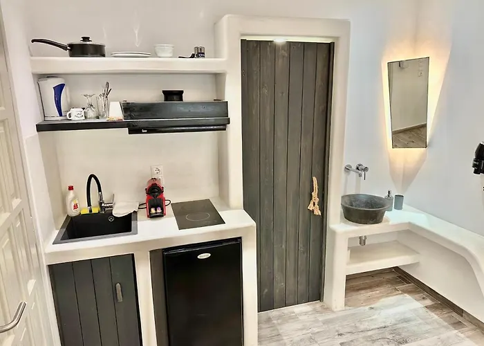 Blue Heart Luxury Suites Naxos City