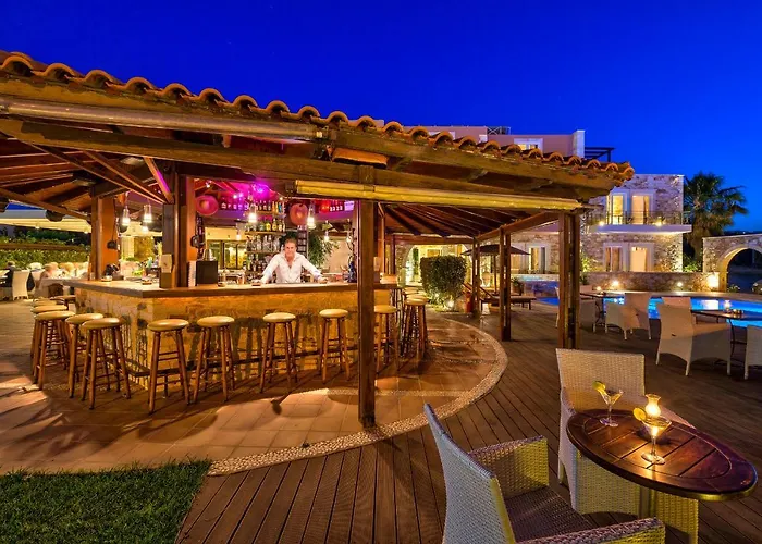 Mistral Hotel - For Solo Travelers Maleme 