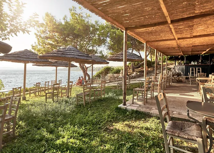 Pet friendly White Rocks Hotel Kefalonia Lassi 