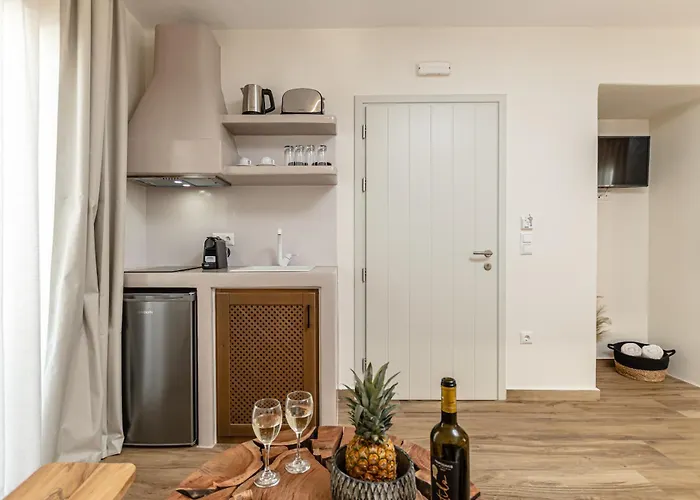 Heavenly Suites & Studios Naxos City