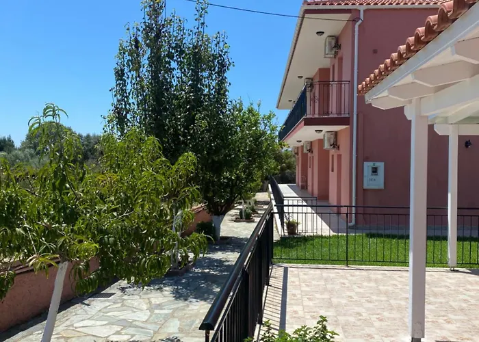 Paradise Studios Σβορωνάτα